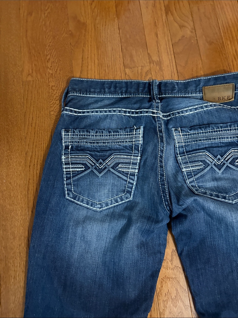 BKE Aiden Dark Indigo Jeans - Blue men’s size 30 - Picture 4 of 6